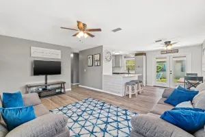 Image of Sunny Daze Cottage by Beach Haven Vacation Rentals