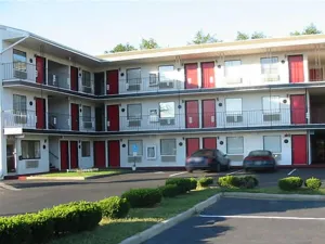 Image of Red Carpet Inn Williamstown