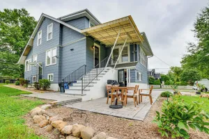 Image of Madison Home: Walk to Main Street!