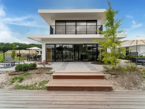 Image of Luxe villa in Zeewolde with infrared sauna