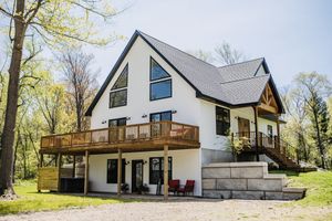 Image of Amazing Lake House With Beach Access home