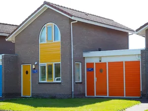 Image of Nice House With a Dishwasher, Located in Friesland