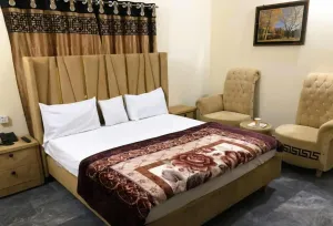 Image of Hotel Golden Inn