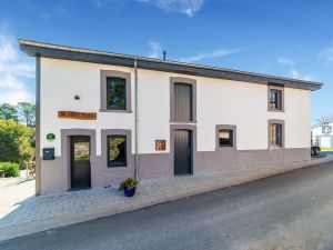 Image of Cozy Holiday Home in Houffaliz with Garden