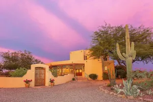 Image of Spectacular Views, Heated Pool, and Outdoor BBQ