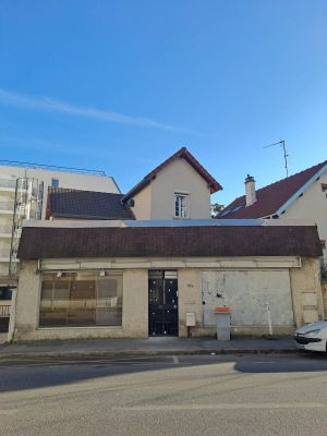 Image of Oliasi Poissy