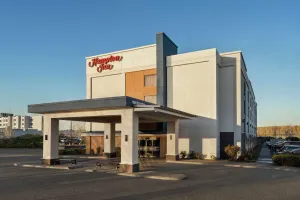 Image of Hampton Inn Portland-Airport