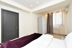 Image of Luxury Apartment Nearby Northern Avenue , Middle of Center ( Самый Центр, 3х Комнатная Современная Квартира )