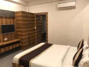 Image of Divya Hotel & Restaurant