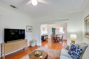 Image of 1 Mi to Downtown Tyler: Historic Home w/ Porch!