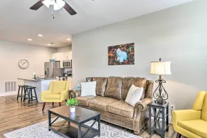 Image of Bowling Green Apartment in the Heart of Town!