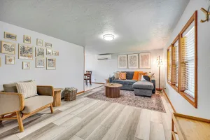 Image of 9 Mi to The Gorge: Updated Retreat w/ Yard!