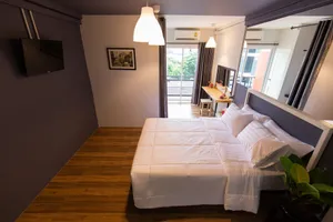 Image of Mango 10 House
