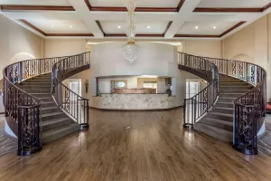 Image of Comfort Suites Phoenix Airport