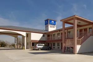 Image of Americas Best Value Inn & Suites Hempstead Prairie View