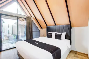Image of RedDoorz at Pondok Palma Villa