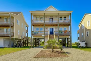 Image of North Topsail Getaway with Panoramic Sound Views!