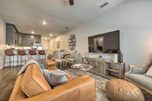 Image of Single-Story Condo Less Than 1 Mile From Downtown!