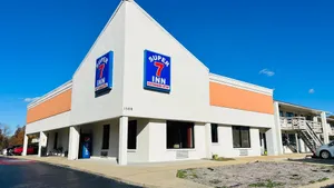 Image of Super 7 Inn By OYO Tupelo Hwy 178