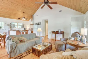 Image of Charming Lawley Cottage: Deck, Fire Pit & Yard!