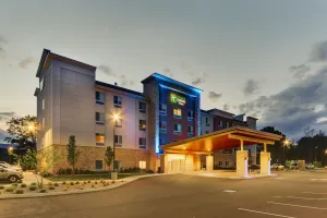 Image of Holiday Inn Express & Suites - Saugerties - Hudson Valley by IHG