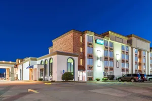 Image of Festus Inn