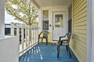 Image of Wildwood Apartment - Porch and Enclosed Sunroom!