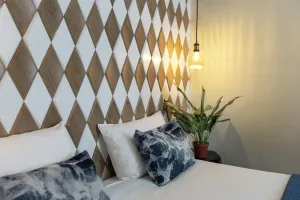 Image of Quentin Golden Bear Hotel