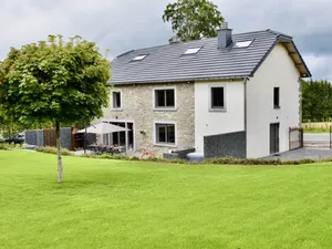 Image of Chic Home with Spa, Manhay