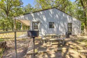 Image of 5 Mi to Sardis Lake: Pet-friendly Cabin Rental