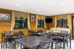 Image of Super 8 by Wyndham League City Kemah Area