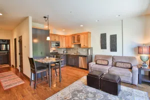Image of Columbia Cliff Villas