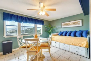 Image of Charming Panama City Studio with Community Pool!