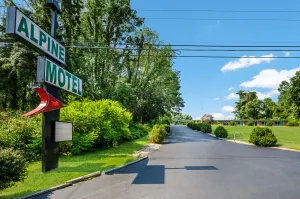 Image of Alpine Motel