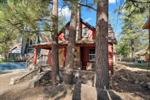Image of Lake Cottage - Vintage Big Bear Cabin close to The Village and Lake