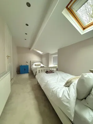 Image of Spacious 4BR Retreat for 8