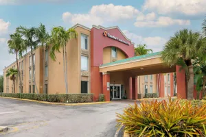 Image of Comfort Inn & Suites Fort Lauderdale West Turnpike