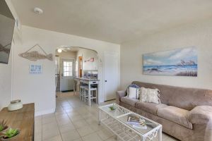 Image of Relaxing Wildwood Crest Retreat with 2 Patios!