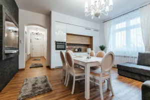 Image of City Lights Apartments - Bosacka