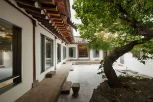 Image of Side Hanok Residence