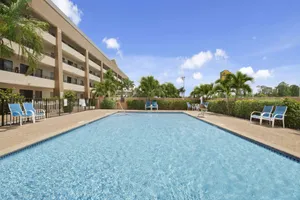 Image of Super 8 by Wyndham Fort Myers