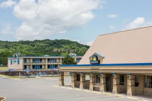 Image of Days Inn by Wyndham Staunton