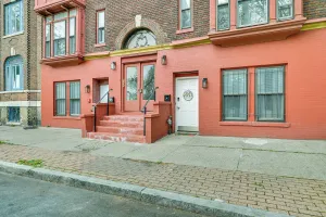 Image of Walk to Downtown Albany Ten Broeck Triangle Apt!