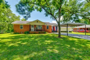 Image of Pet-friendly Douglasville Home w/ Screened Porch!