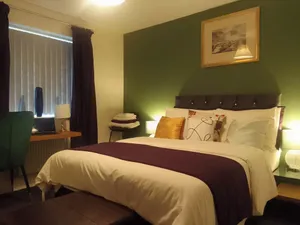 Image of 10 Guests - Garden - Quiet Retreat Cottage