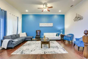 Image of Family-friendly Irving Townhome w/ Yard!