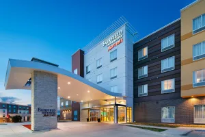 Image of Fairfield Inn & Suites by Marriott Lincoln Airport