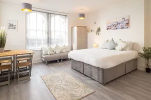 Image of Host & Stay - Harbour Lights