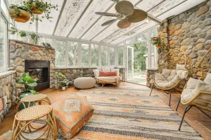 Image of Picturesque Lake Elmo Cottage w/ Barn & Fire Pits!