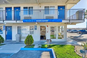 Image of Motel 6-Lancaster, CA
